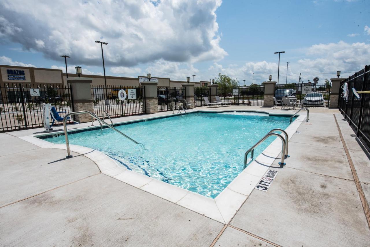 Holiday Inn Express & Suites Houston - Hobby Airport Area By Ihg Bagian luar foto