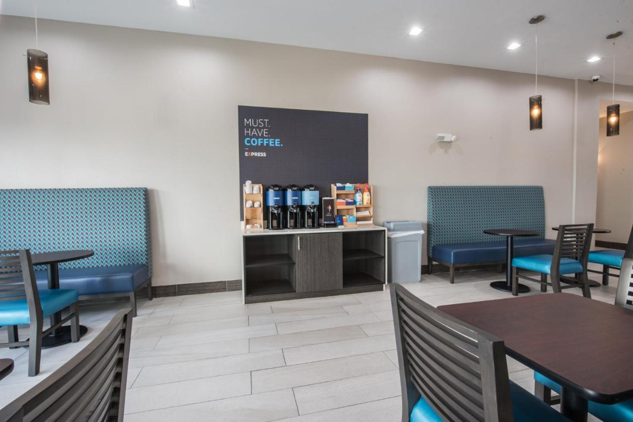 Holiday Inn Express & Suites Houston - Hobby Airport Area By Ihg Bagian luar foto