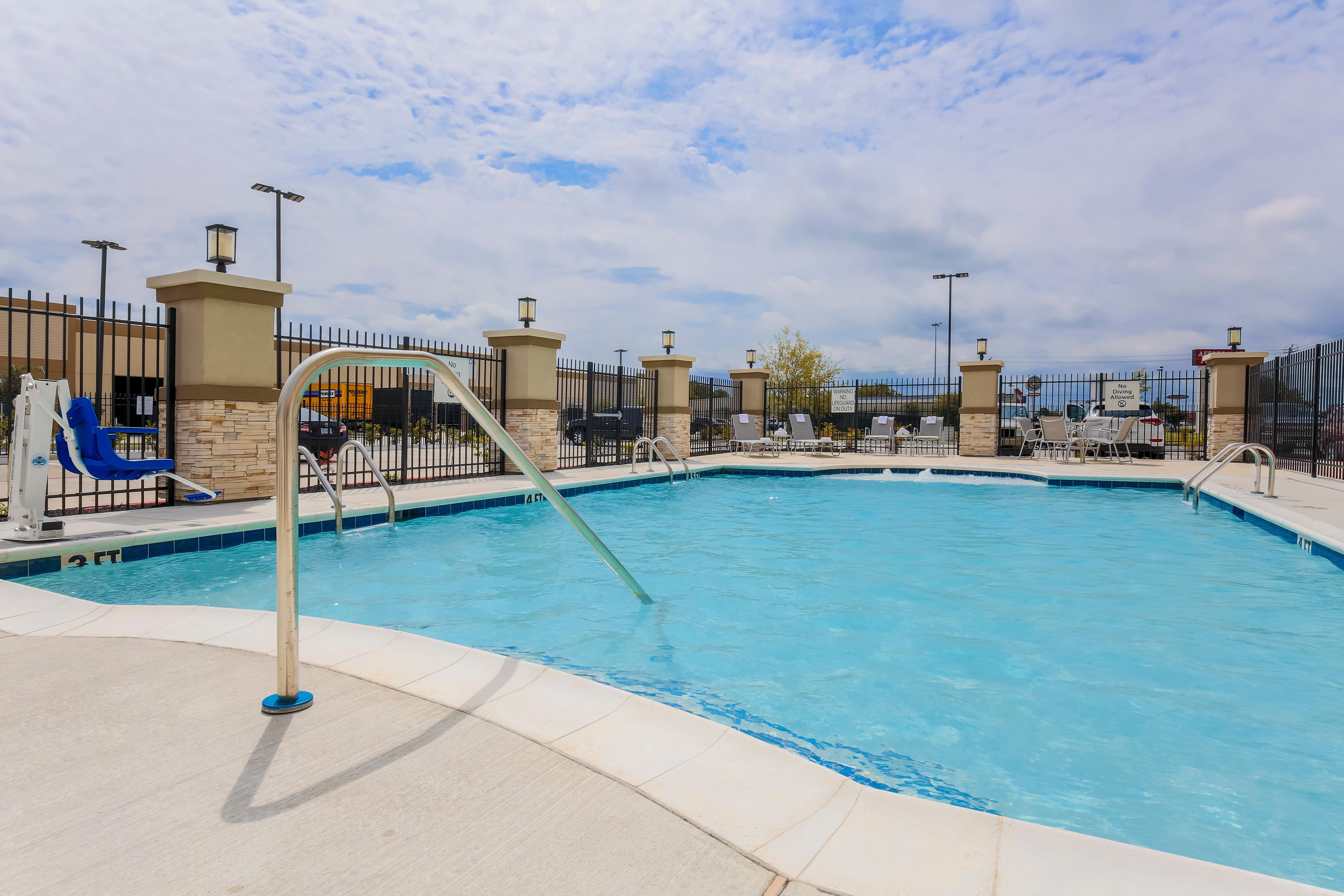 Holiday Inn Express & Suites Houston - Hobby Airport Area By Ihg Bagian luar foto